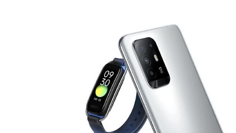 OPPO F19 Pro Plus and OPPO Band Style OPPO F19 Pro Plus, OPPO Band Style