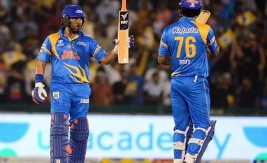Yuvraj Singh trends after hitting four successive sixes in 22-ball 52 Yuvraj Singh