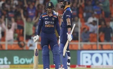 Kishan's aggressive batting helped Kohli play his natural game: Atherton Ishan Kishan, Virat Kohli