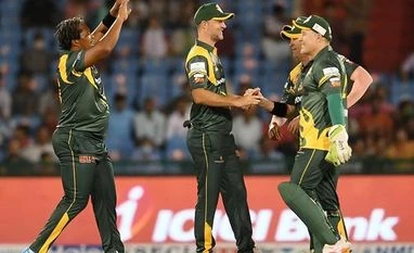 South Africa Legends qualify for semis in Road Safety World Series T20 South Africa legends