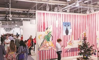 One year into coronavirus pandemic, the art world adapts to survive art sale