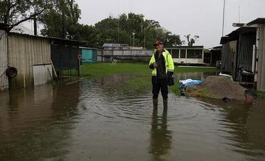 Thousands evacuate in worst Australian floods in a decade: Report Floods, Australia Floods