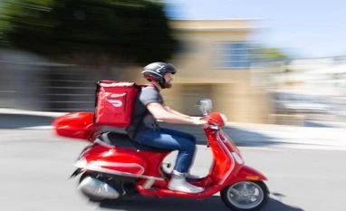 Low tips, long waits: DoorDash Inc takes on drivers' Walmart gripes DoorDash