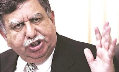 Imran Khan appoints Shaukat Tareen as new FM in cabinet reshuffle Shaukat Tareen