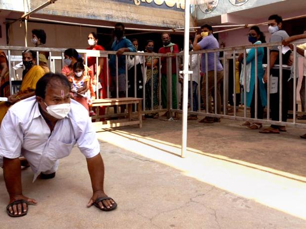 Andhra: Oppn demands cancellation of bypoll to Tirupati LS constituency Andhra: Oppn demands cancellation of bypoll to Tirupati LS constituency