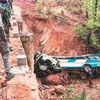 Naxal attack, naxals, maoists