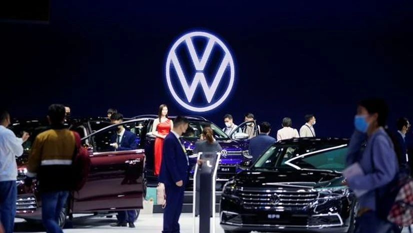Volkswagen extends service period, warranty on products till Jun 30 Volkswagen extends service period, warranty on products till Jun 30