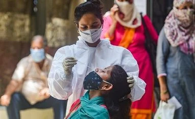 'Delhi should continue vigorous testing, Covid, flu have similar symptoms' covid testing