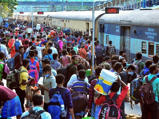 Crushed in first wave, migrant workers have few jobs, little support again