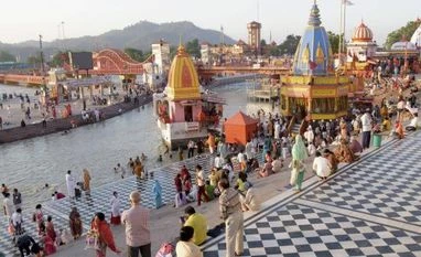 Kumbh Mela: Seers keep last Shahi Snan symbolic affair amid Covid surge Devotees gather for the last Shahi Snan of Kumbh 2021 on the day of Purnima, or full moon, in Haridwar (Photo: PTI)