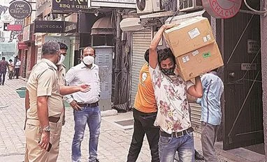 Lookout notice against Navneet Kalra in oxygen concentrator case On Friday, the police seized oxygen concentrators from two eateries in Delhi's Khan Market. PTI