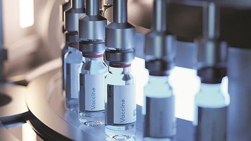 Kerala CM urges Centre to float global tender to reduce vaccine price vaccination, coronavirus, covid-19, vaccine