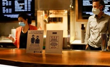 Covid-19: Time to upgrade from cloth and surgical masks to respirators? Mask in US