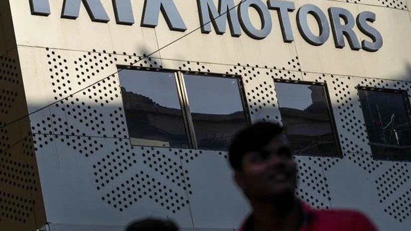 Covid: Tata Motors extends free service, warranty period on CVs by 1 month Covid: Tata Motors extends free service, warranty period on CVs by 1 month