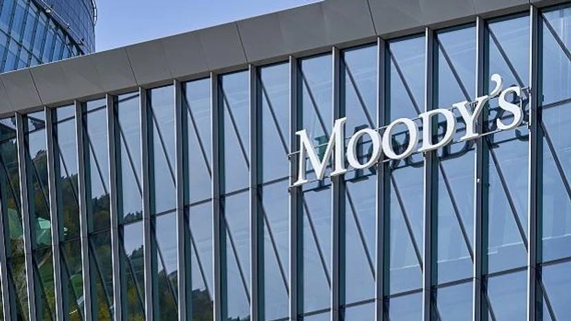 Moody's downgrades ratings of 17 Chinese govt financing vehicles to 'negative'