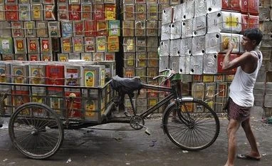 India struggles to contain vegoil prices as Indonesia restricts exports edible oil