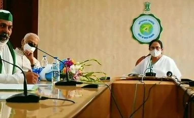 Mamata Banerjee meets farmer leaders, assures support to protests Mamata Banerjee