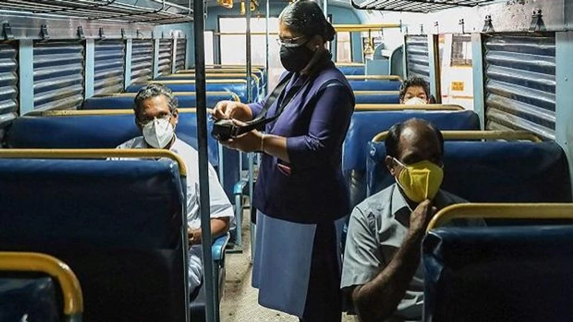 public transport, women public transport, women