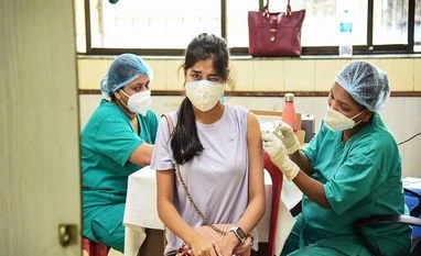 India has overtaken US in total vaccine doses administered: Health Ministry Coronavirus vaccination, Covid-19 vaccination, Mumbai vaccination