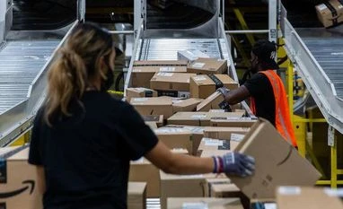 Amazon to start testing drones that will drop prescriptions on doorstep Amazon delivery