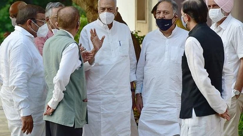 Yashwant Sinha, Majeed Menon, Ghanshyam Tiwari Yashwant Sinha, Majeed Menon, Ghanshyam Tiwari