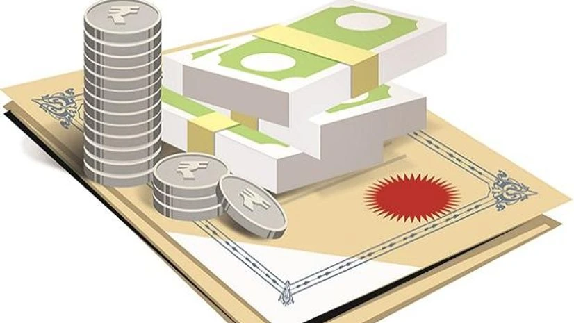 Rupee, bonds market, funds Rupee, bonds market, funds