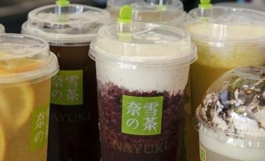 Hong Kong husband-and-wife team is worth $2.4 bn after bubble tea IPO Bubble Tea