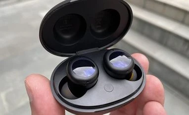 Realme Buds Q2 review: Inexpensive but capable wireless earbuds with ANC Realme Buds Q2