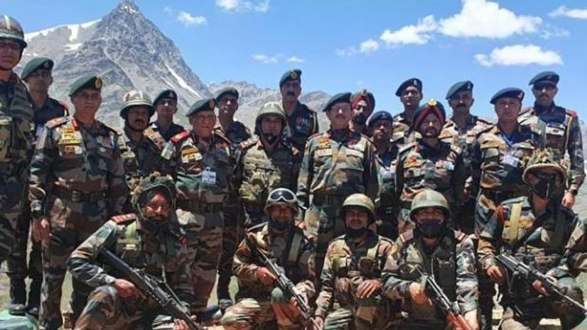 Kargil Vijay Diwas On Kargil Vijay Diwas's eve, CDS visits areas along LoC in Dras sector
