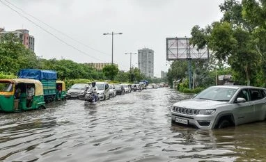 Study finds human actions speed up climate-driven floods, droughts flooding