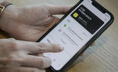 Kakao's co-CEO resigns over massive service disruption mobile messenger Kakao Corp