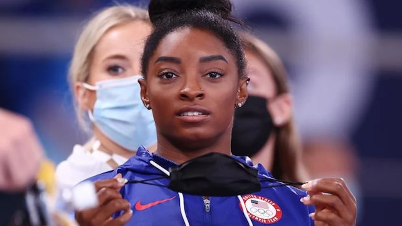 Simone Biles US gymnast Simone Biles wins bronze in beam final on Olympic return