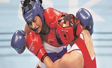 Lovlina, Nikhat win national boxing gold, Railways lift team trophy Lovlina Borgohain