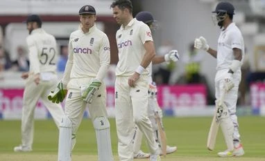 Root, Bairstow punish Indian bowlers as England reach 216 for 3 for lunch England cricket team