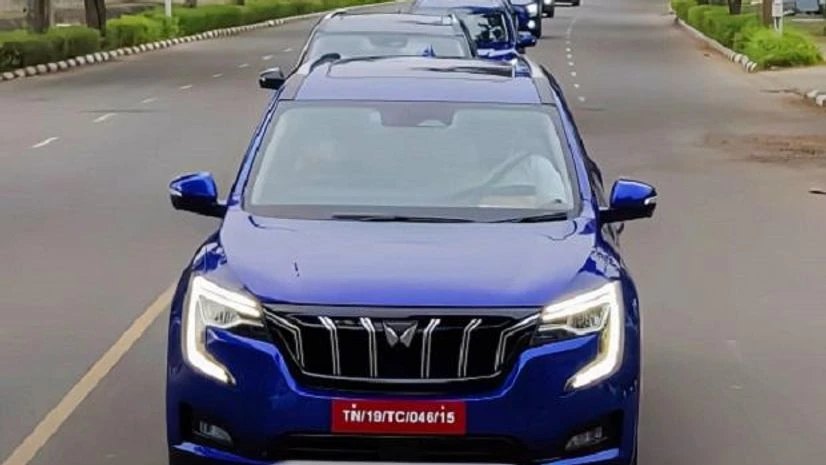 Mahindra XUV 700 Mahindra XUV 700