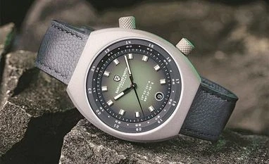 BWC Supernova watch BWC Supernova watch