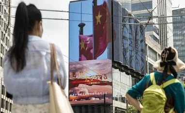 China tech stocks rebound as Cathie Wood joins bargain hunters market