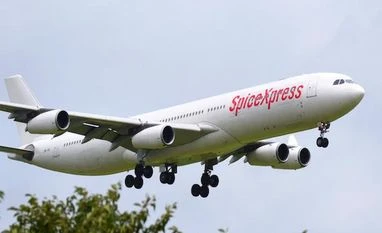 SpiceJet now interim fixed pay system; some pilots flag salary cuts SpiceJet cargo