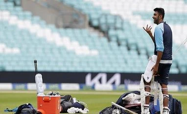 'Tweaking Indian middle order to accommodate Ashwin should be priority' R Ashwin