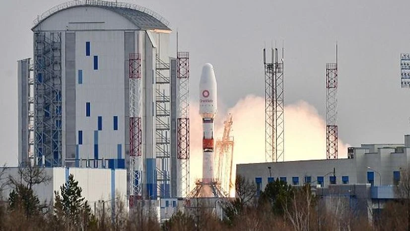 OneWeb, satellite broadband OneWeb, satellite broadband