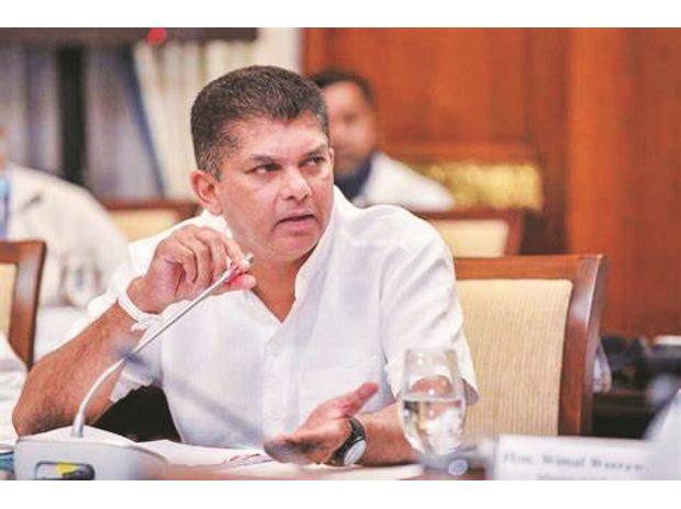 Sri Lankan minister quits after he threatens to kill Tamil prisoners