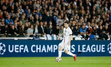 Messi texted me good luck as I became coach of Barcelona: Xavi Lionel Messi, PSG