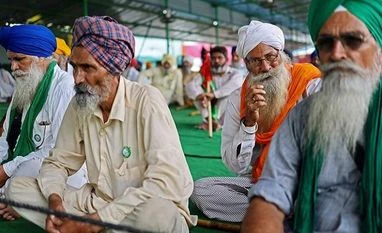 Gather in large numbers at protest sites on Nov 26: SKM to farmers farmers protests