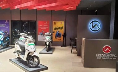 Hero Electric partners with ALT Mobility to deploy 10,000 Hero Nyx by 2023 Hero Electric