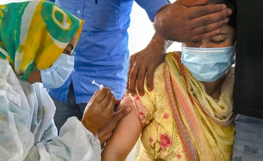 India logs 29,616 fresh Covid-19 cases, 290 fatalities in last 24 hours coronavirus, covid