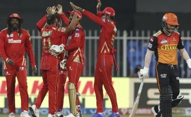 Warner says won't be at stadium again amid speculation of SRH stint ending Mohammad Shami