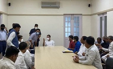 Kanhaiya Kumar joins Congress, Jignesh Mevani extends support Kanhaiya