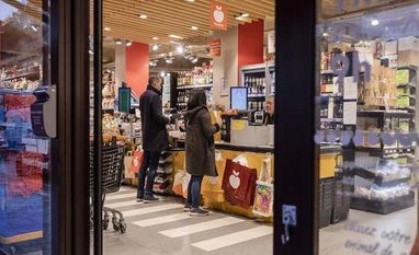 US inflation to remain above Fed's target amid rising wages: Survey inflation