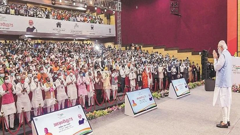 Narendra Modi PM Narendra Modi at the inauguration of a conference-cum-expo in Lucknow. (Photo: PTI)