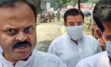 SC to hear plea for cancellation of bail of Lakhimpur accused Ashish Mishra Ashish Mishra arrives at the police's Crime Branch office in Lakhimpur Kheri on October 9, 2021. Mishra is under arrest for the violence in Lakhimpur during farmer protests on October 3. (PTI photo/ video grab)
